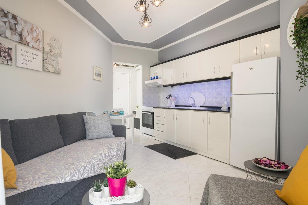 Leonardo Apartamente โตโรนี ภายนอก รูปภาพ