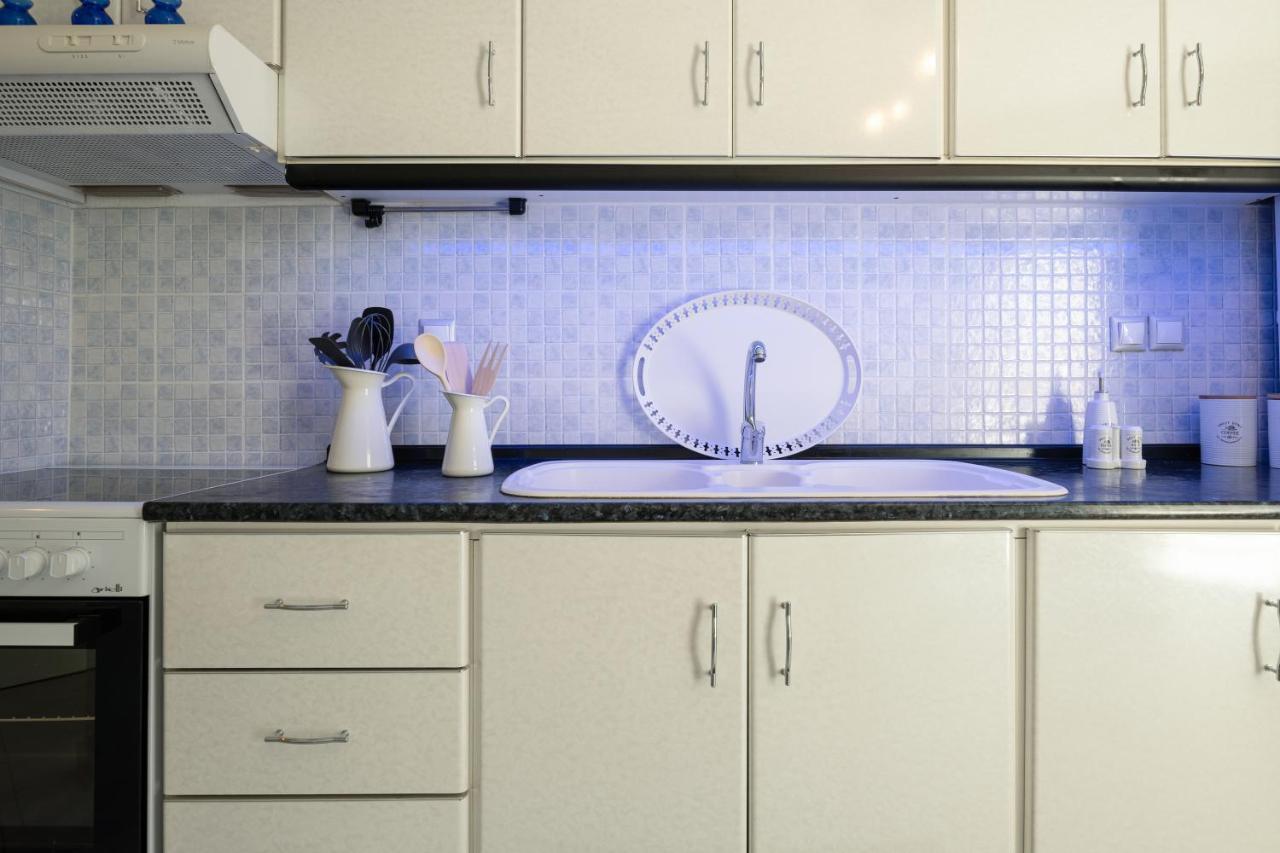 Leonardo Apartamente โตโรนี ภายนอก รูปภาพ